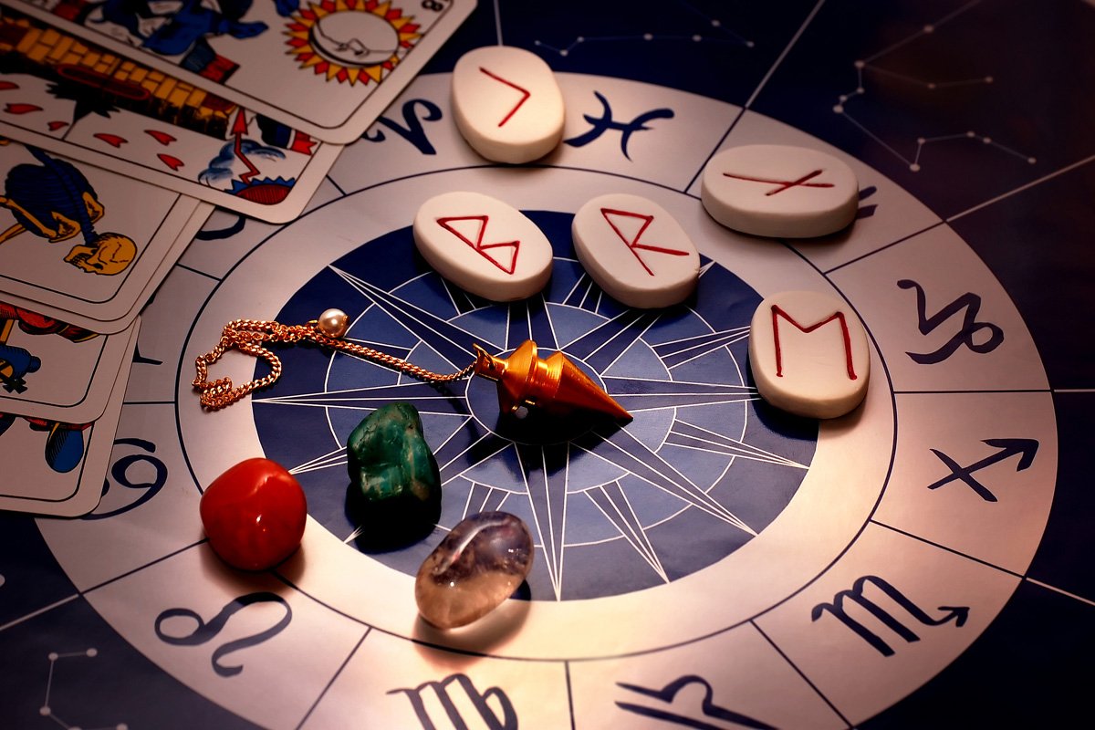 astrologues